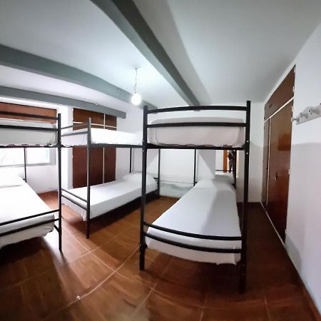 Casa Alvarado Hostel Сальта Экстерьер фото