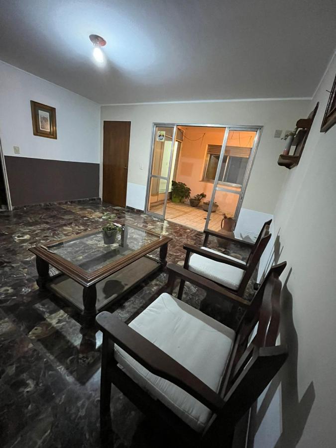 Casa Alvarado Hostel Сальта Экстерьер фото
