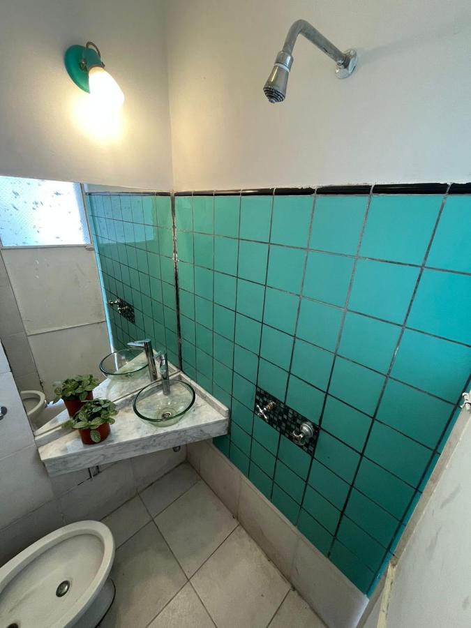 Casa Alvarado Hostel Сальта Номер фото