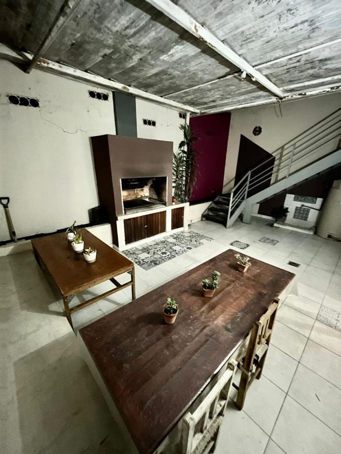 Casa Alvarado Hostel Сальта Экстерьер фото