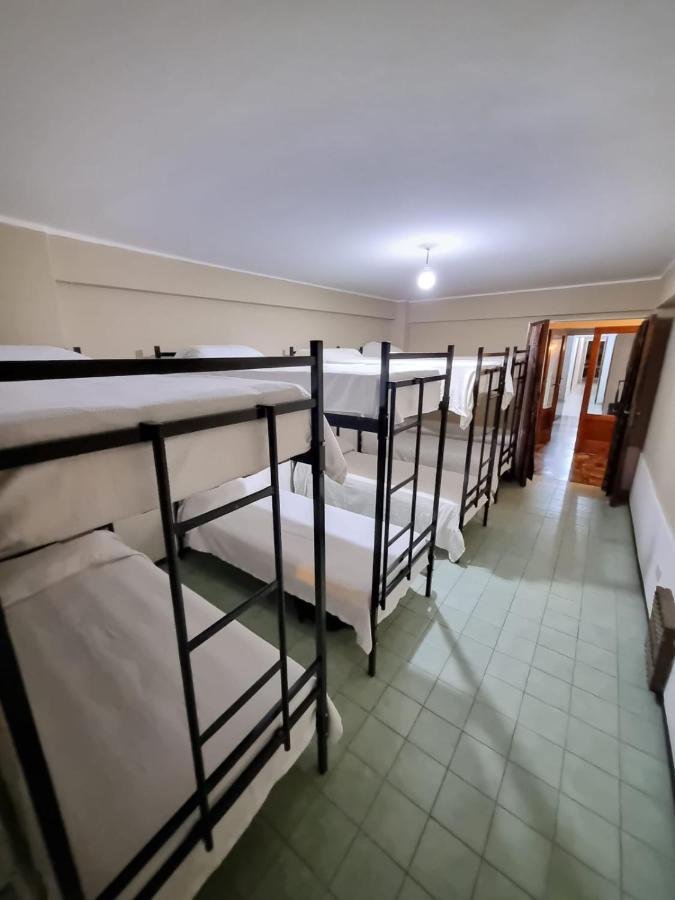 Casa Alvarado Hostel Сальта Экстерьер фото
