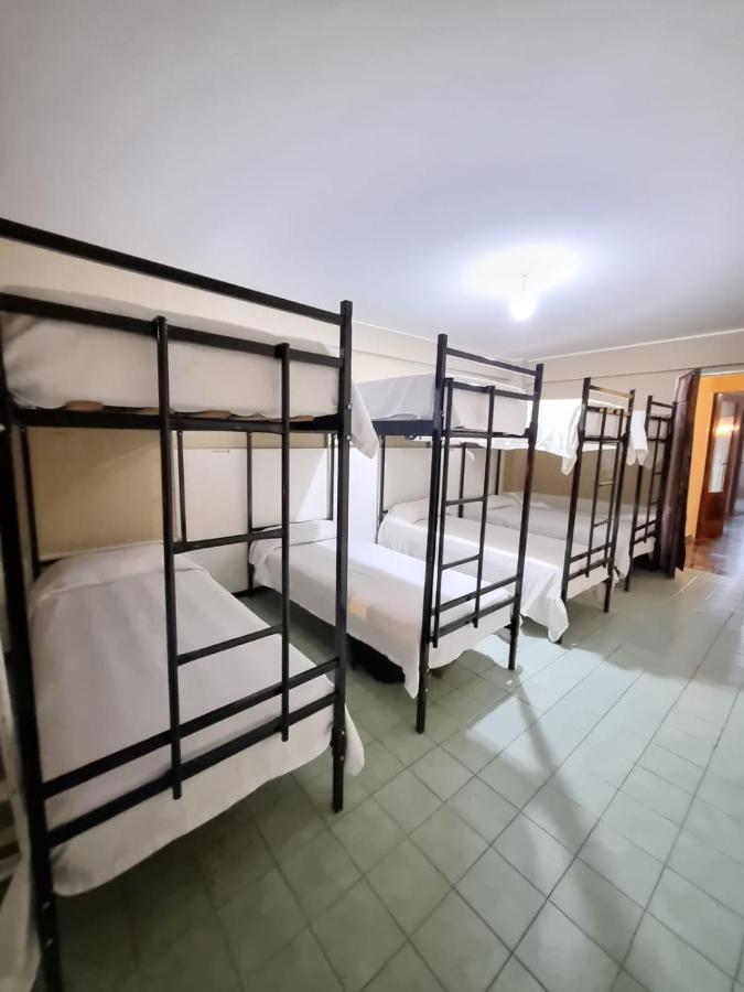 Casa Alvarado Hostel Сальта Экстерьер фото